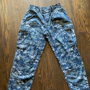 Navy Army Pants waist 31-35